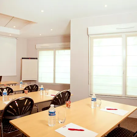 Residhome Du Theatre Aparthotel 3*