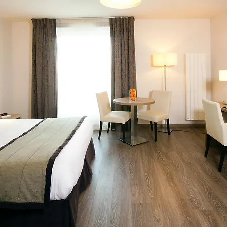 Residhome Du Theatre Hotell 3*