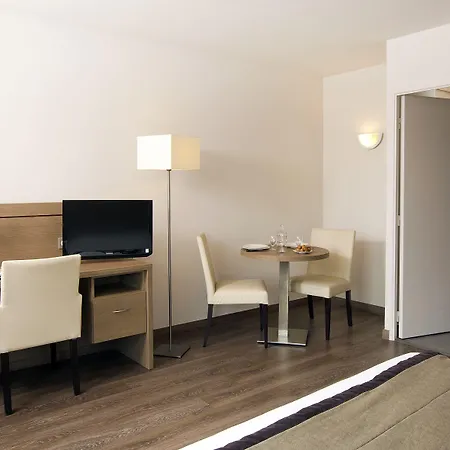 Residhome Du Theatre 호텔 발랑시엔