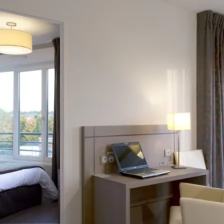 Residhome Du Theatre 3*