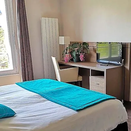 Residhome Du Theatre Hotell 3*